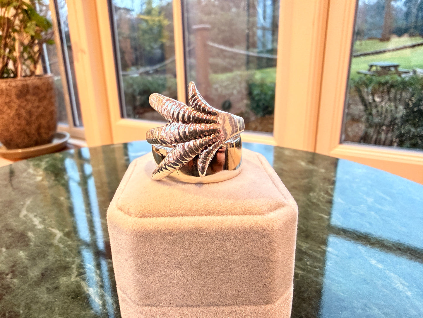 Vintage EPNS Sheffield Claw Sugar Tong Ring