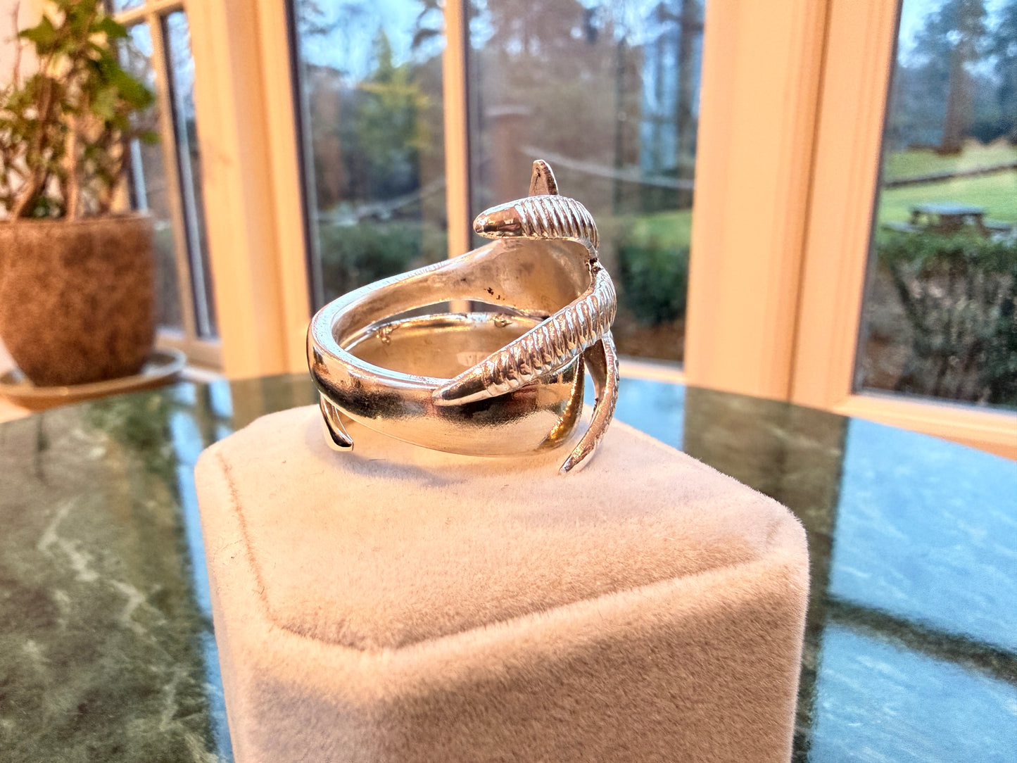 Vintage EPNS Sheffield Claw Sugar Tong Ring