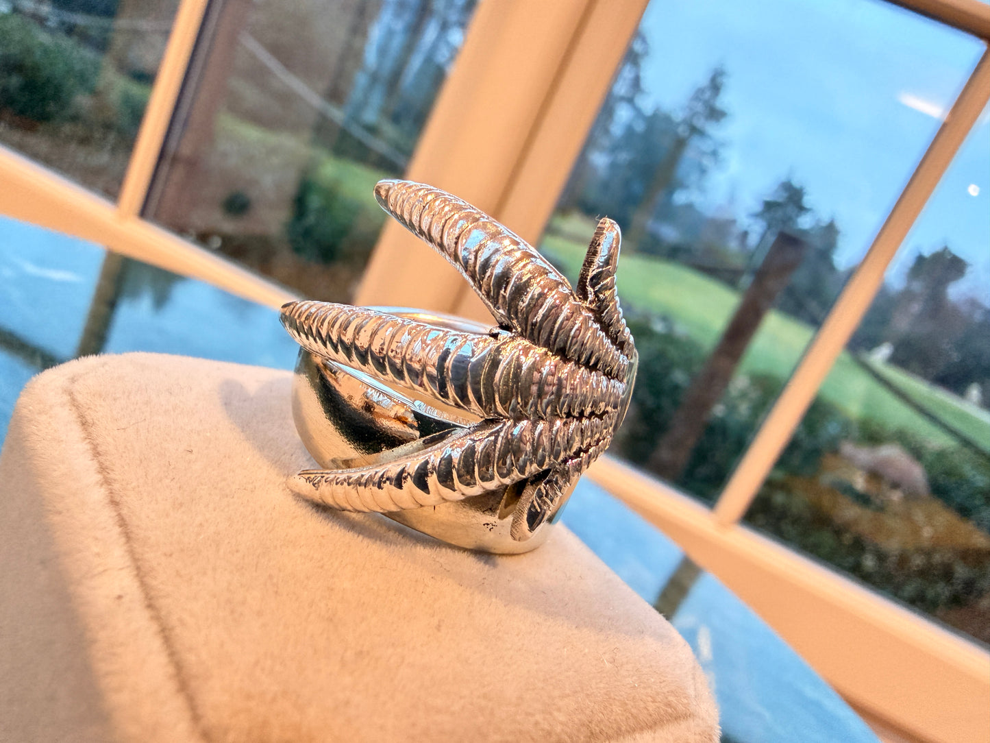 Vintage EPNS Sheffield Claw Sugar Tong Ring