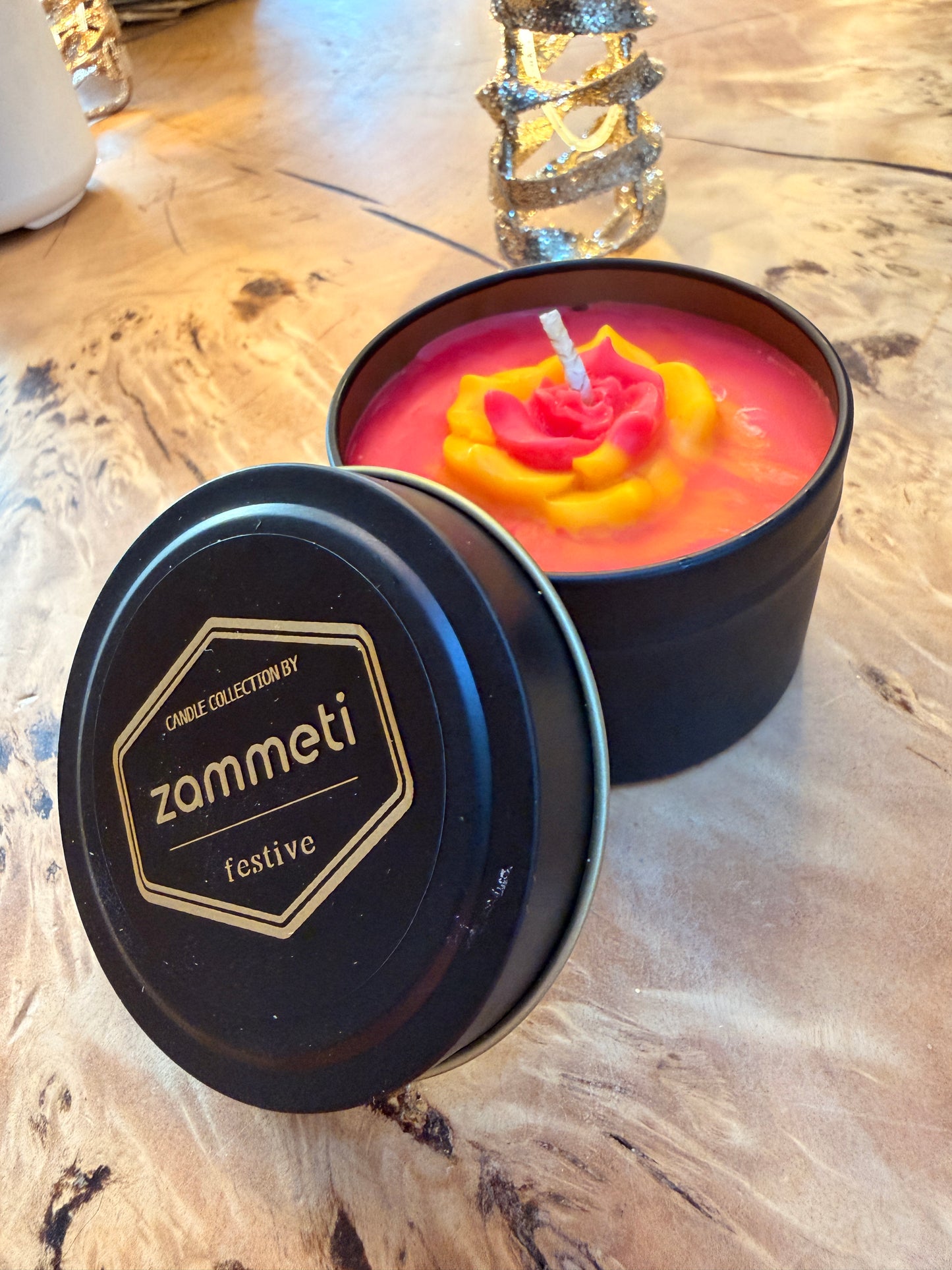 Zammeti Candle Collection - Christmas Tree Red with Yellow Flower 100g